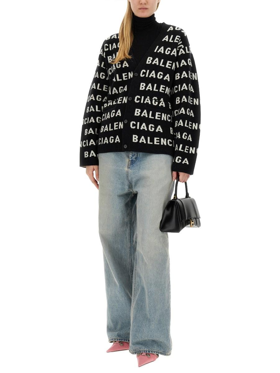 BALENCIAGA CARDIGAN IN LANA CON LOGO ALL OVER