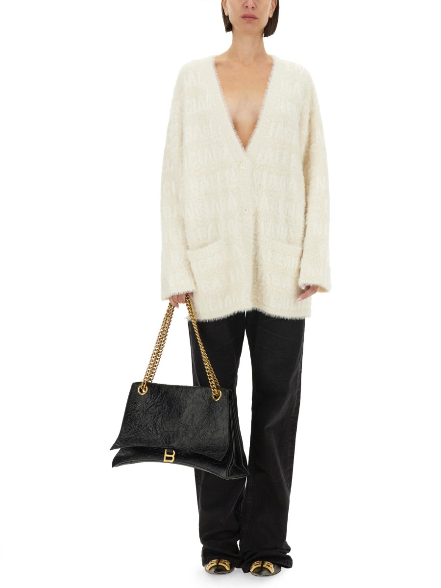 BALENCIAGA CARDIGAN IN LANA CON SCOLLO A V