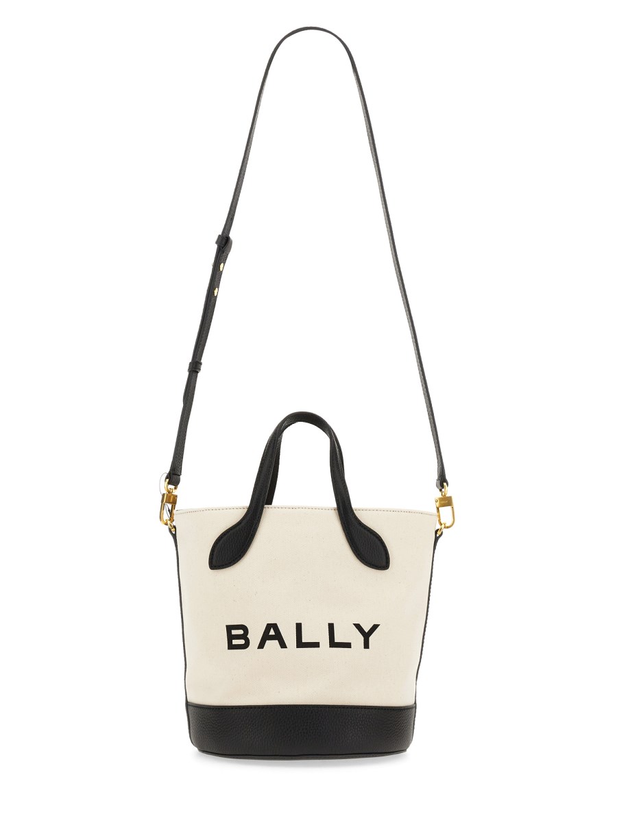 BALLY BORSA BUCKET 8 HOURS