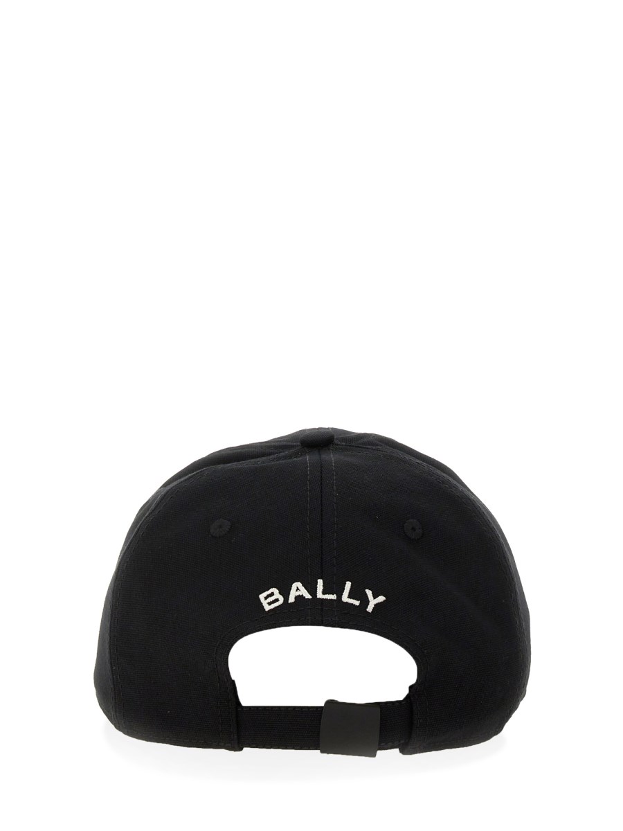 BALLY CAPPELLO IN COTONE CON LOGO BALLY CREST