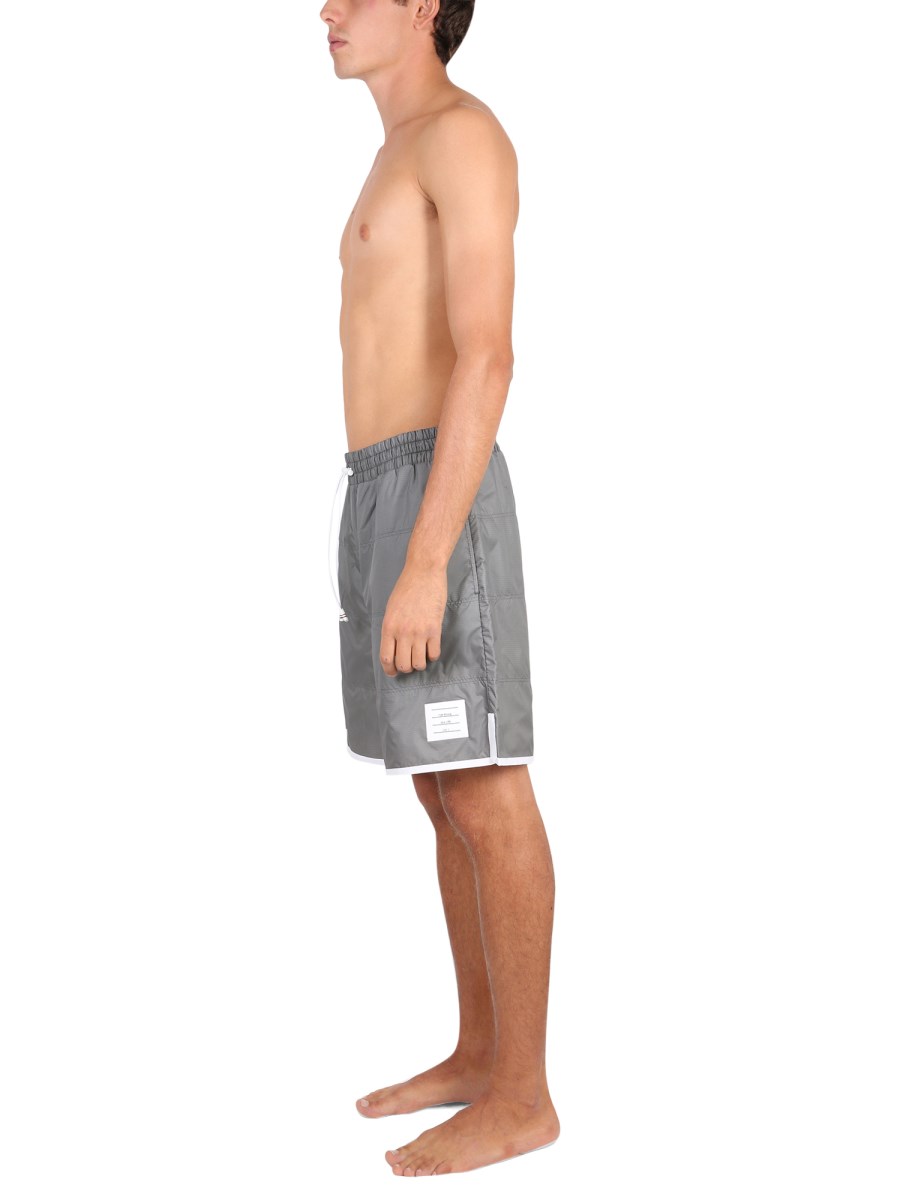 THOM BROWNE BERMUDA SPORTIVO IN RIPSTOP CON FODERA IN JERSEY