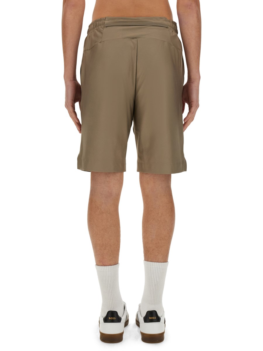 BOSS BERMUDA CON LOGO IN TESSUTO TECNICO