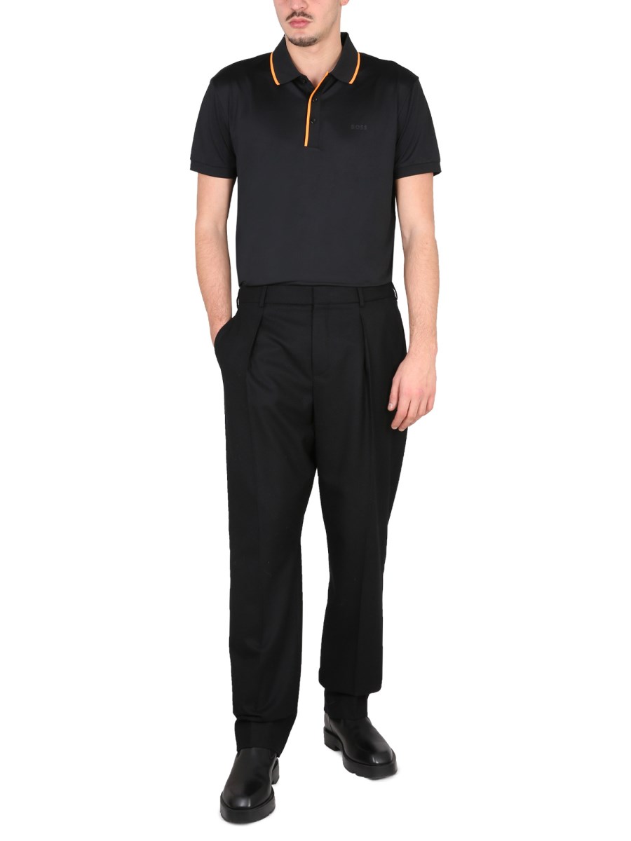 BOSS POLO IN TESSUTO TECNICO CON LOGO