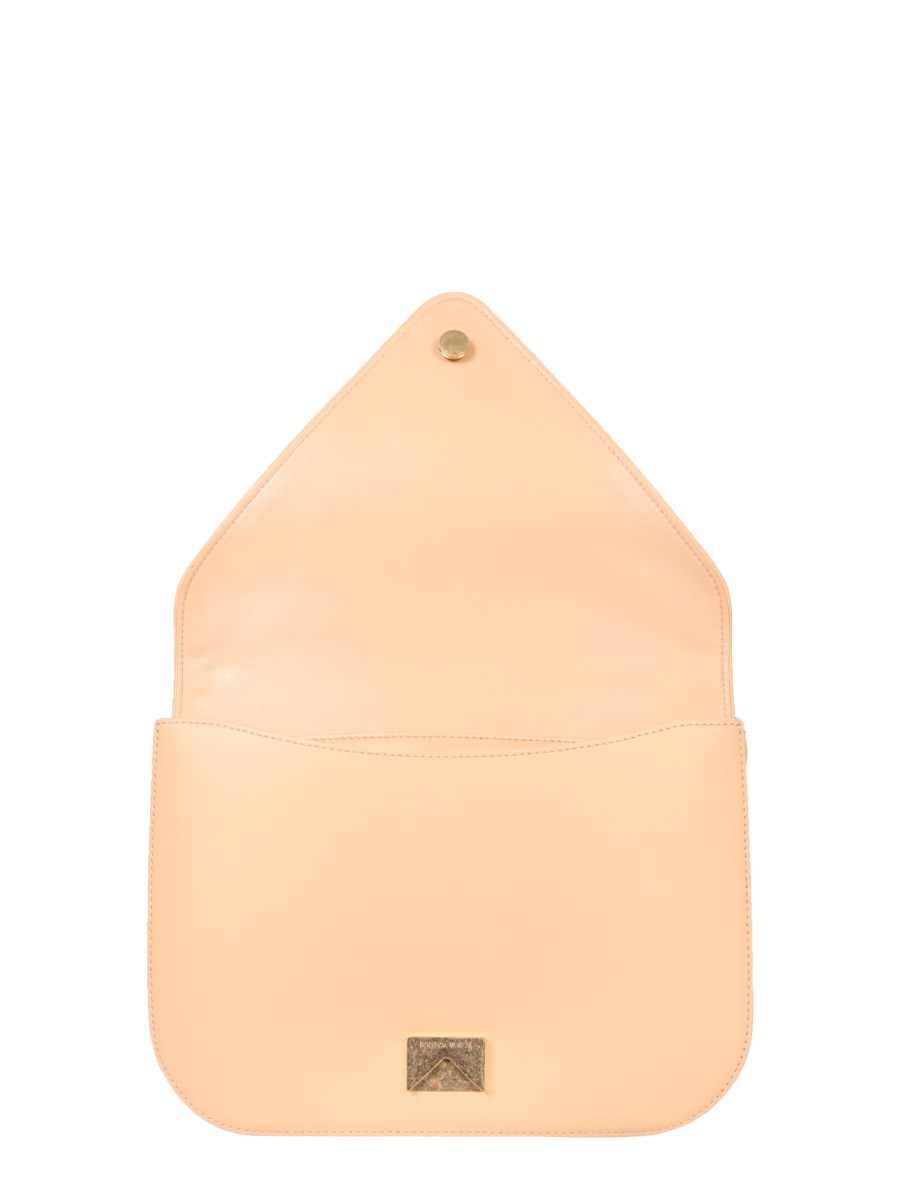 BOTTEGA VENETA BORSA MOUNT IN PELLE CON CATENA