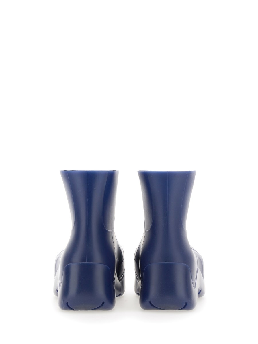 BOTTEGA VENETA STIVALE THE PUDDLE IN GOMMA