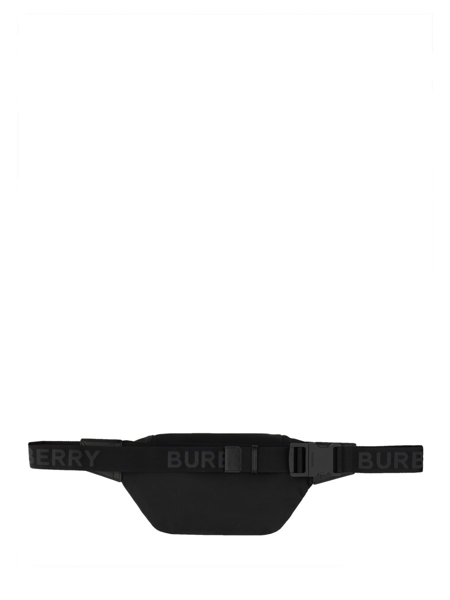 BURBERRY MARSUPIO SONNY IN ECONYL