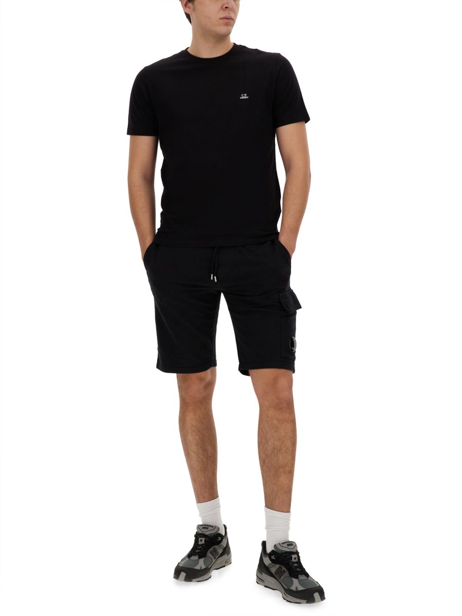 C.P. COMPANY T-SHIRT CON LOGO