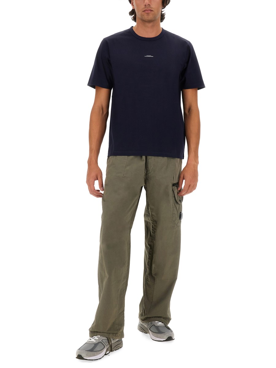 C.P. COMPANY T-SHIRT CON LOGO