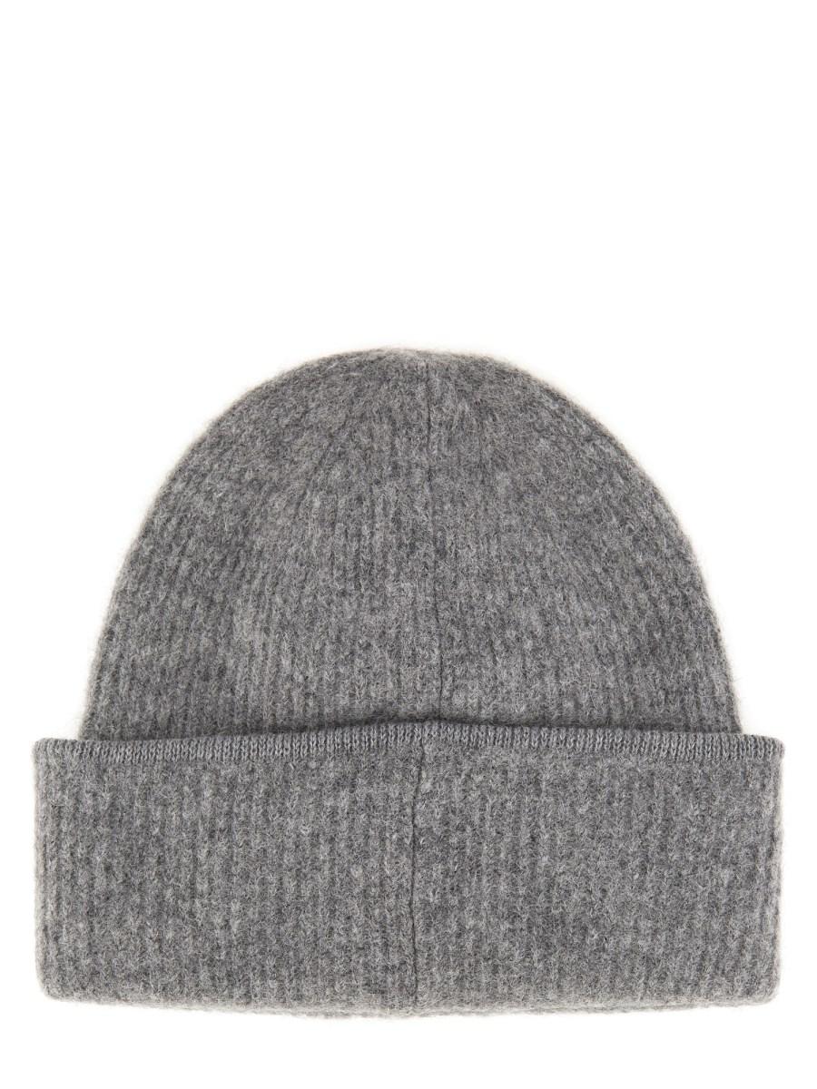 JACQUEMUS CAPPELLO BEANIE IN ALPACA CON LOGO IN GROSGRAIN