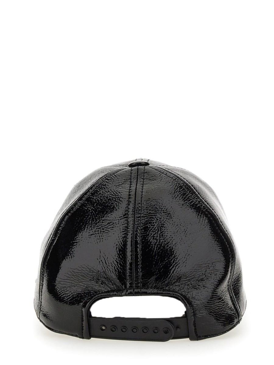 COURREGES CAPPELLO DA BASEBALL "REEDITION" IN VINILE CON LOGO RICAMATO
