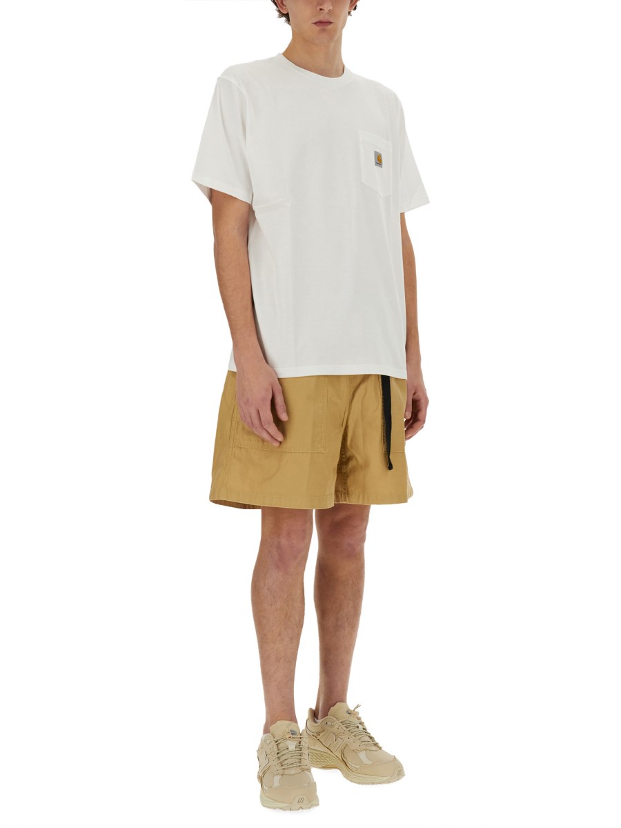 CARHARTT WIP T-SHIRT IN COTONE CON TASCA