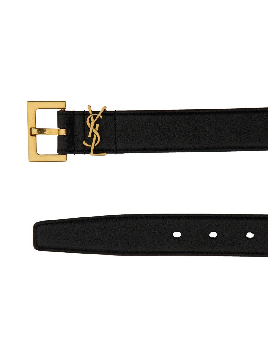 SAINT LAURENT CINTURA CASSANDRE CON FIBBIA QUADRATA IN PELLE MARTELLATA