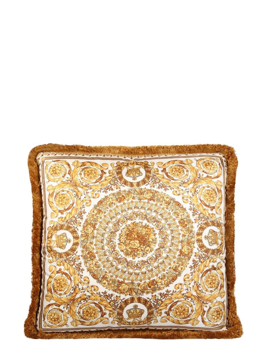 VERSACE CUSCINO IN SETA CON STAMPA BAROCCO E FRANGE