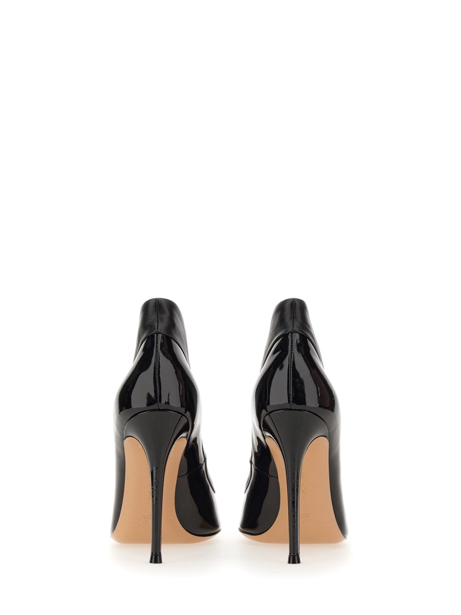 GIANVITO ROSSI DÈCOLLETÈ TUXEDO IN PELLE EFFETTO VERNICE