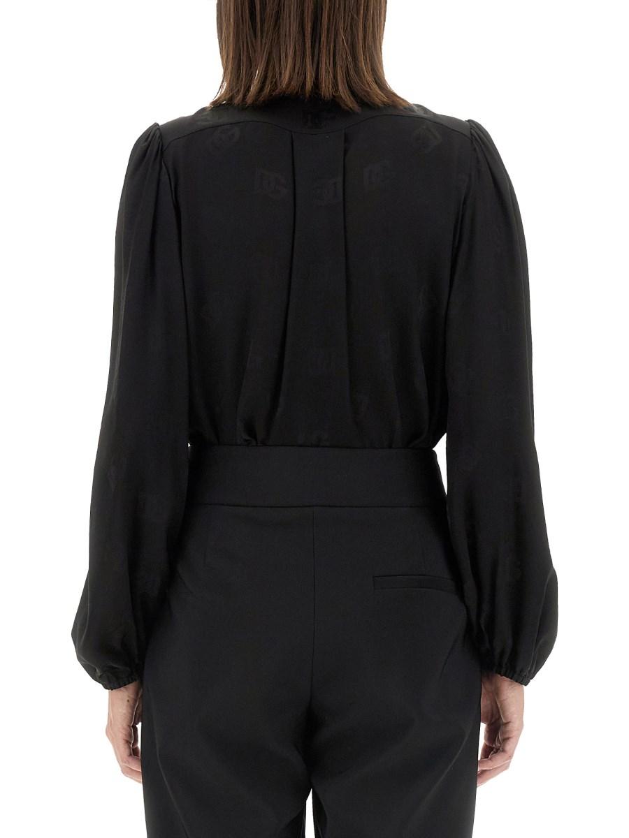 DOLCE & GABBANA CAMICIA IN CHARMEUSE STAMPA LOGO