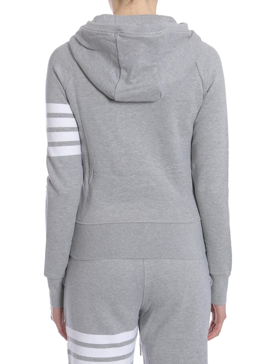 THOM BROWNE FELPA CON CAPPUCCIO E ZIP IN COTONE CON DETTAGLIO A RIGHE