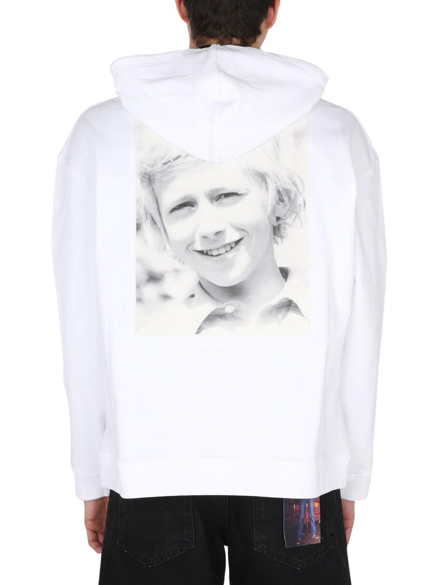 RAF SIMONS FELPA CON CAPPUCCIO IN COTONE CON PATCHS