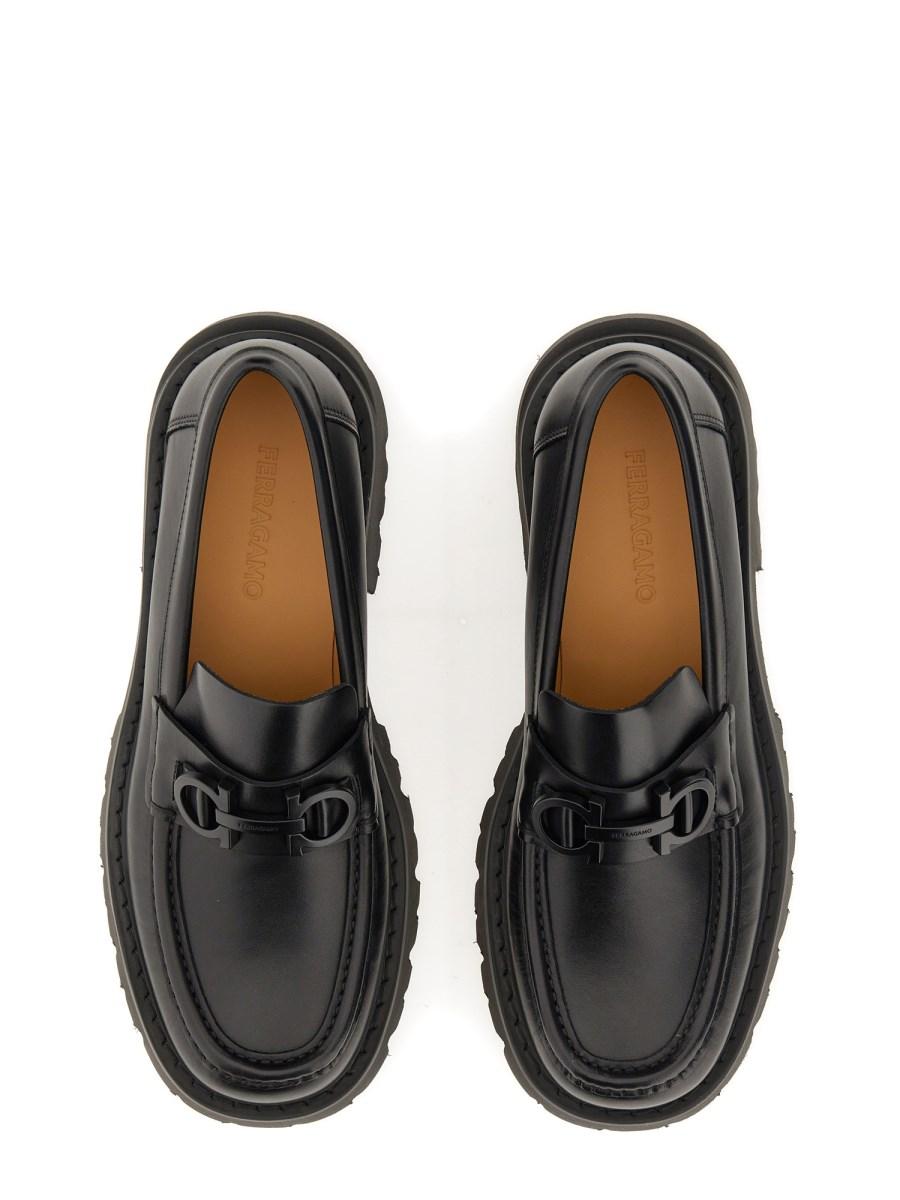 FERRAGAMO MOCASSINO GANCINI IN PELLE