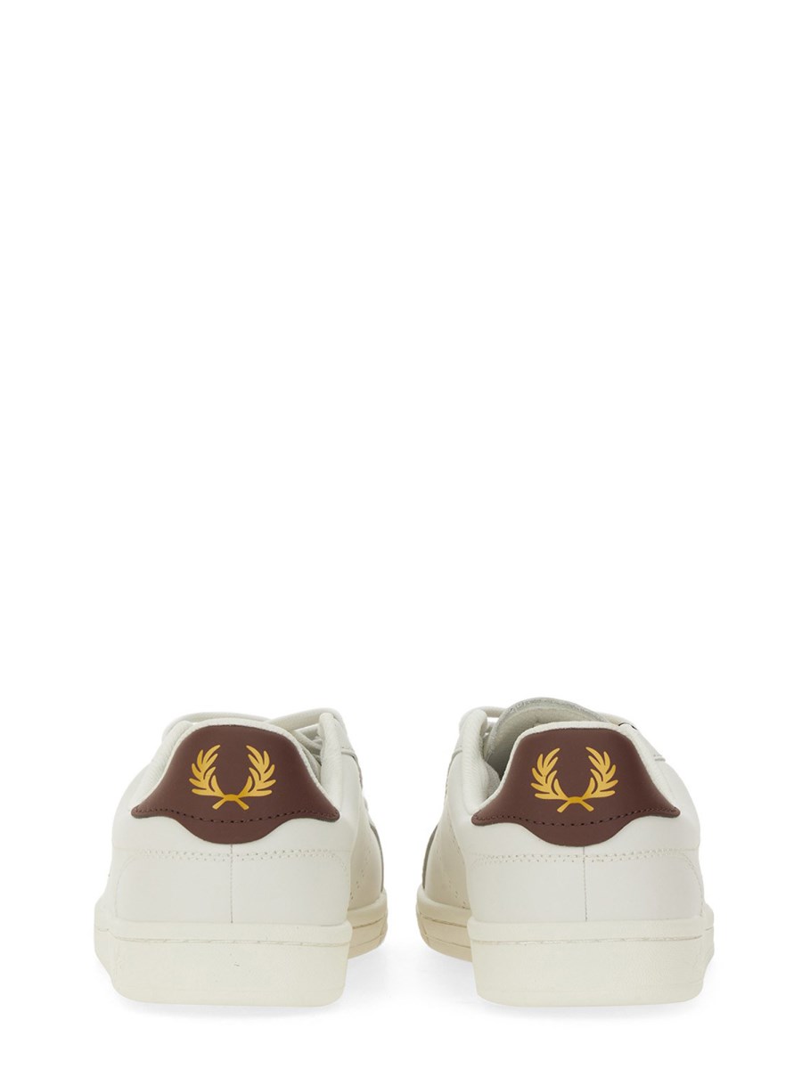 FRED PERRY SNEAKER B721 IN PELLE
