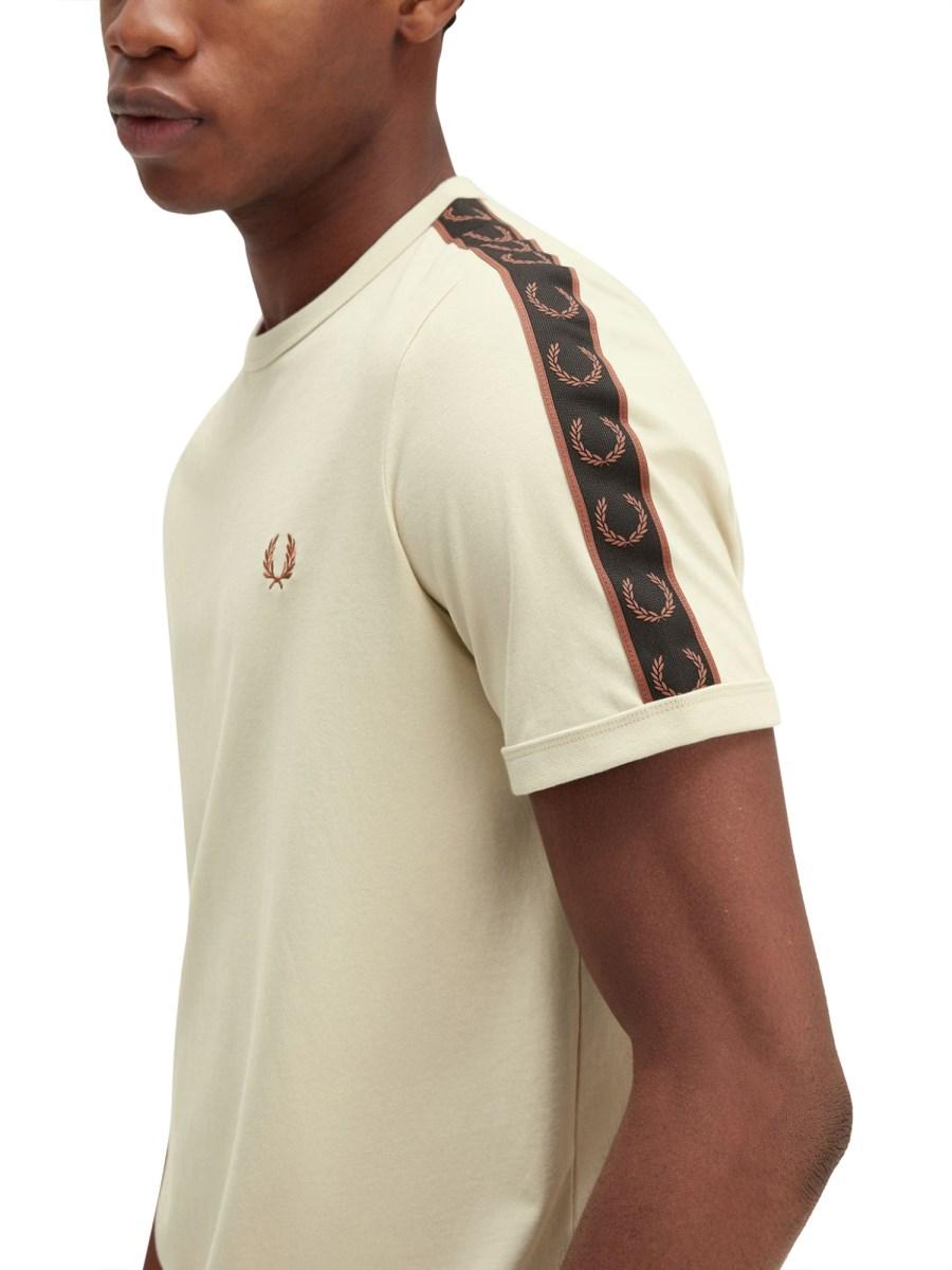 FRED PERRY T-SHIRT CON LOGO