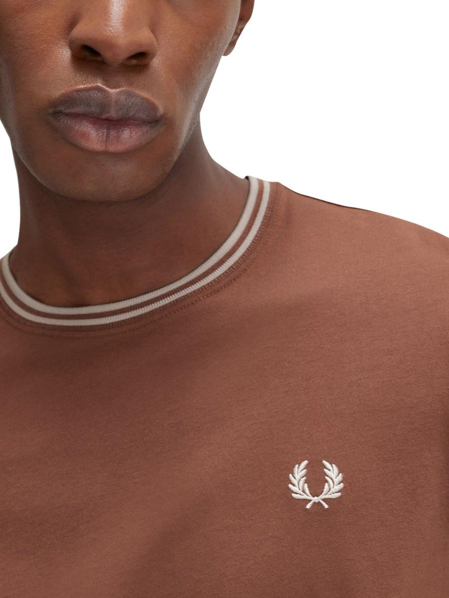 FRED PERRY T-SHIRT CON LOGO