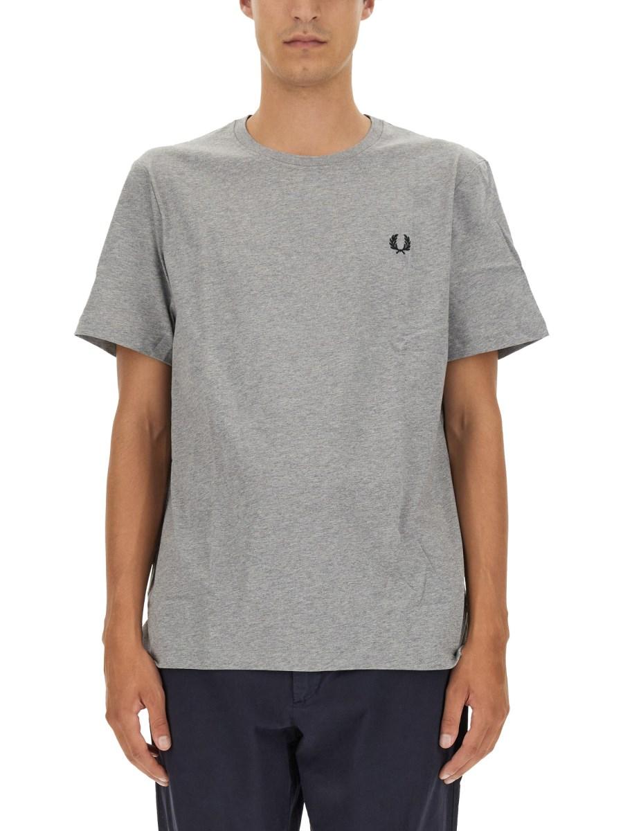 FRED PERRY T-SHIRT CON LOGO