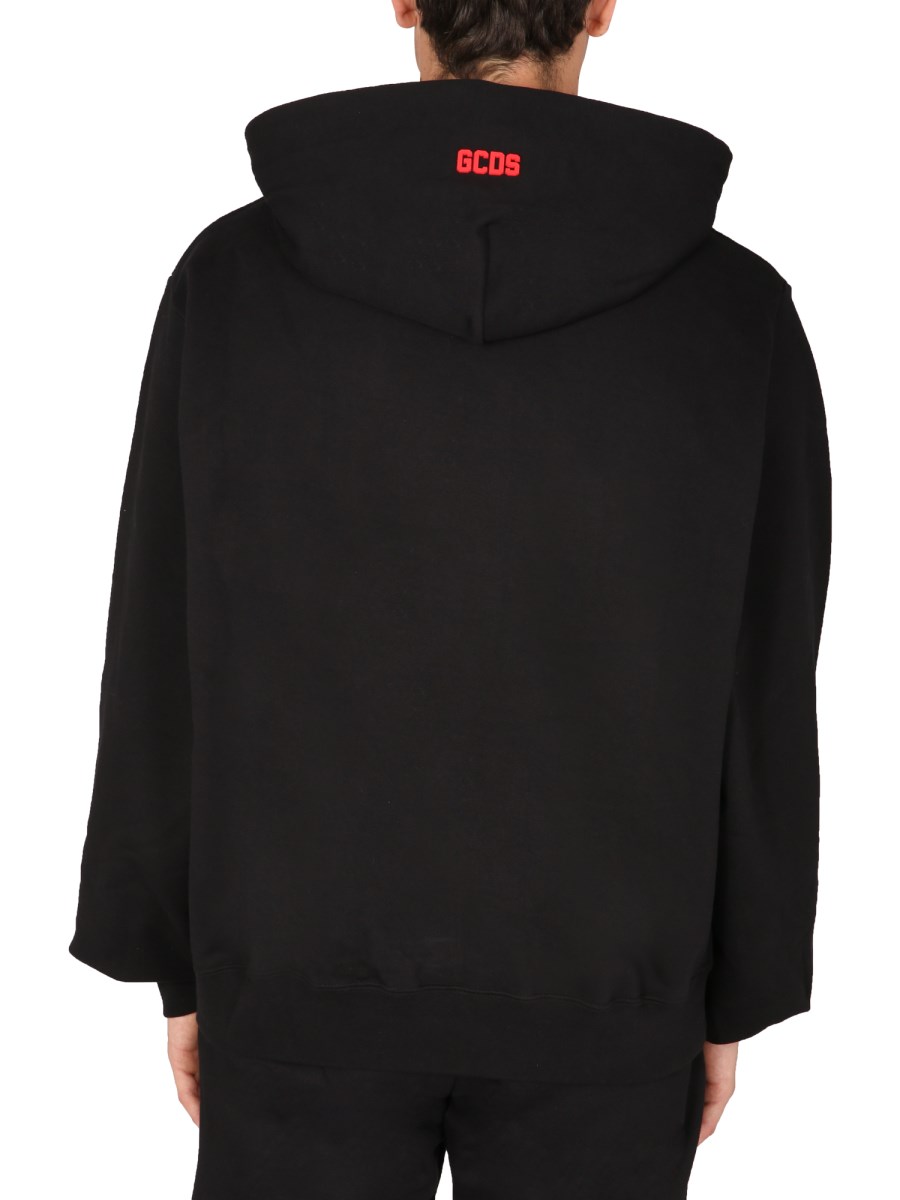GCDS FELPA OVERSIZE FIT IN COTONE CON LOGO GOMMATO