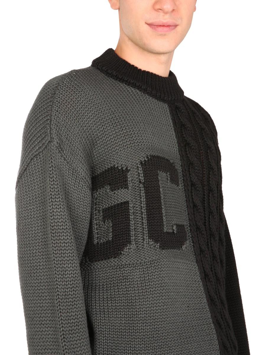 GCDS MAGLIA CON INTARSIO LOGO