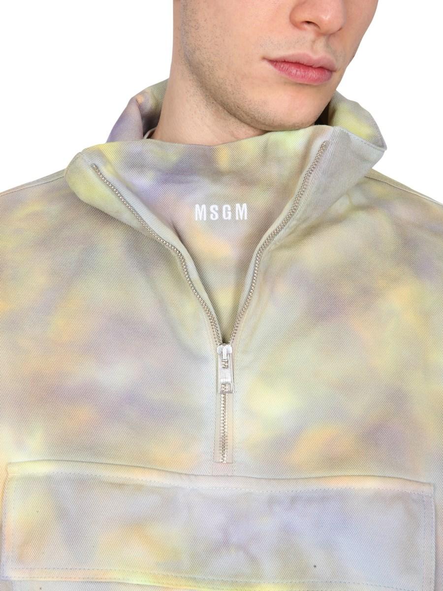MSGM GIACCA ANORAK IN DENIM DI COTONE CON STAMPA TIE DYE
