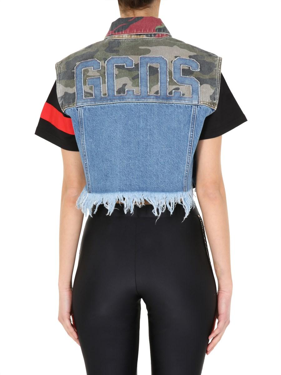 GCDS GILET CROPPED IN DENIM DI COTONE CON DETTAGLI CAMOUFLAGE