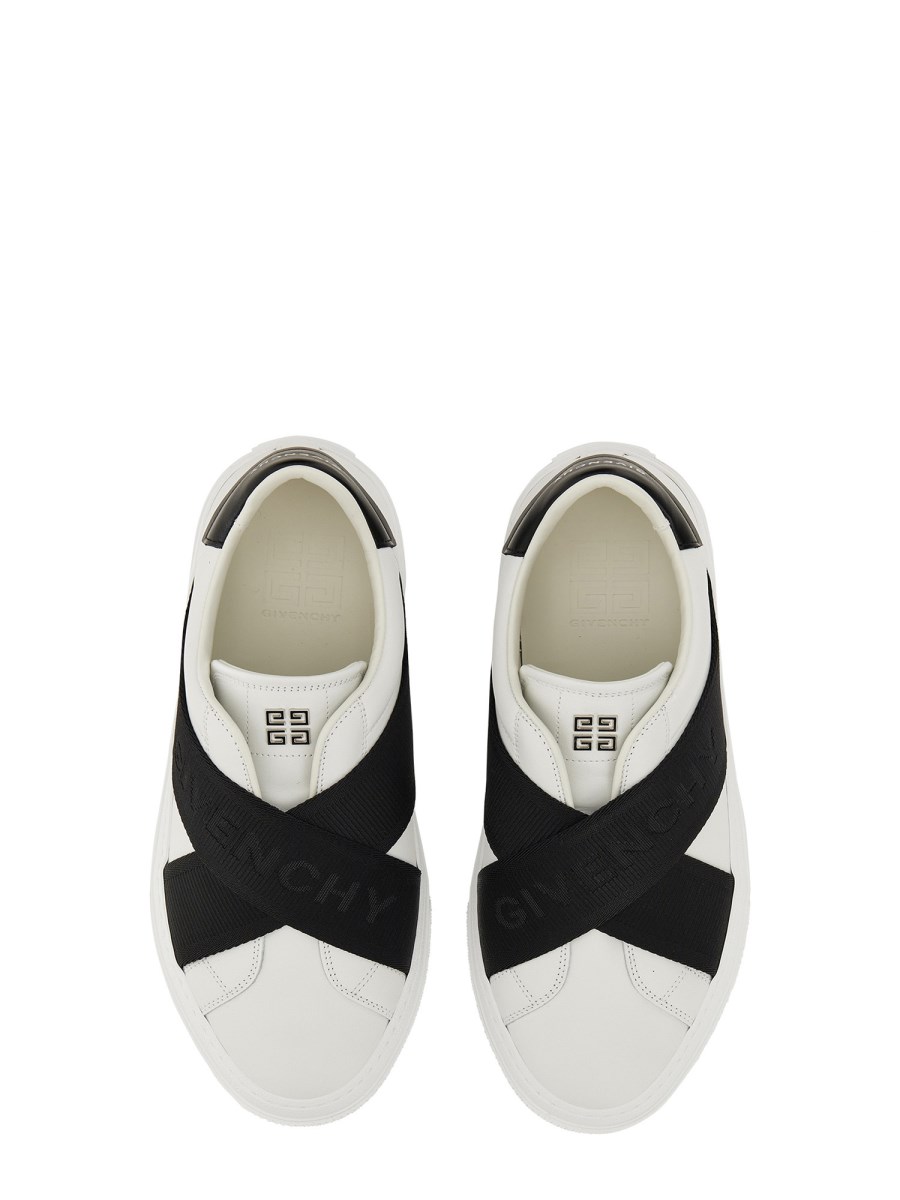 GIVENCHY SNEAKER CITY SPORT IN PELLE