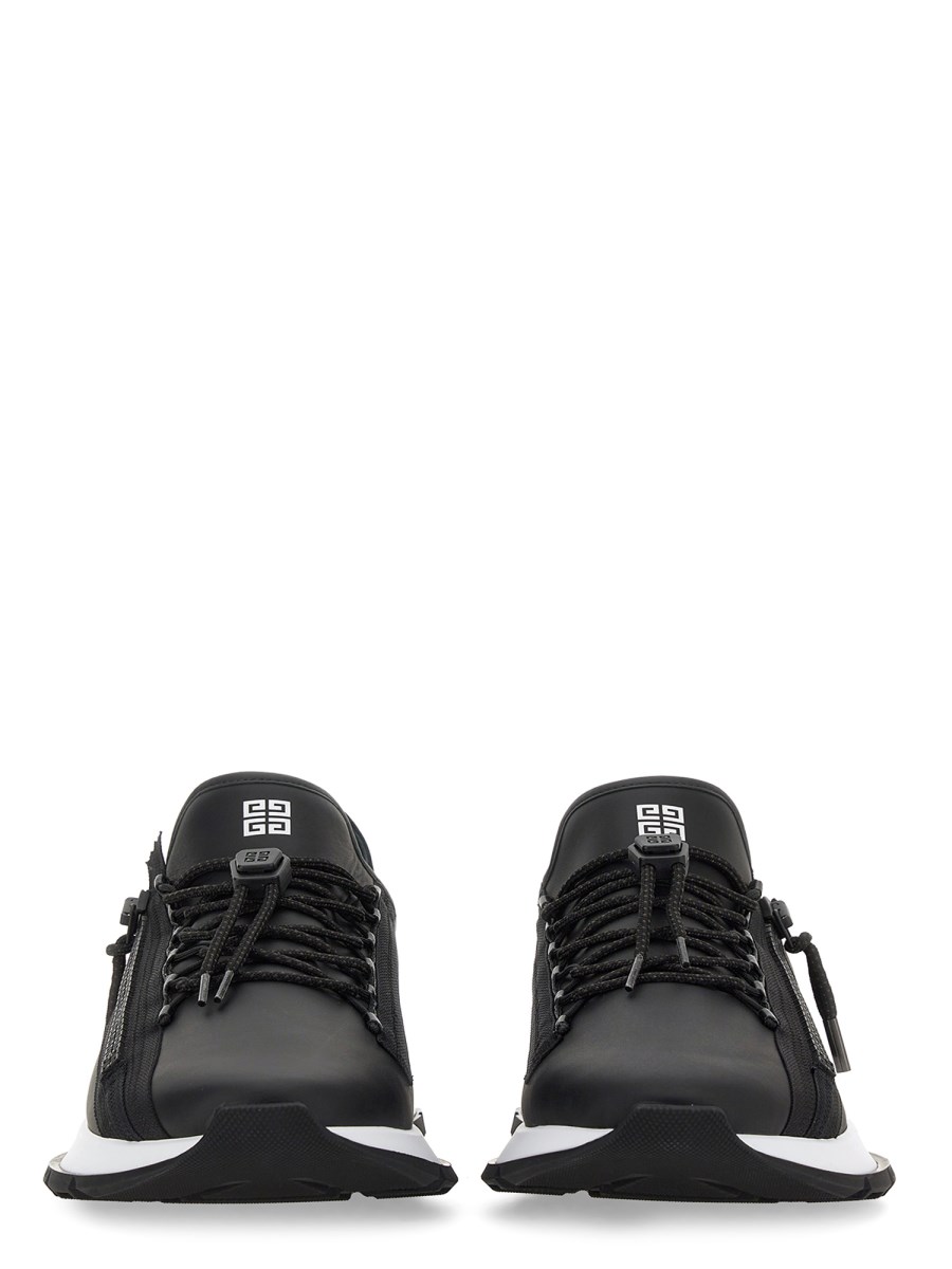 GIVENCHY SNEAKER DA RUNNING SPECTRE IN PELLE