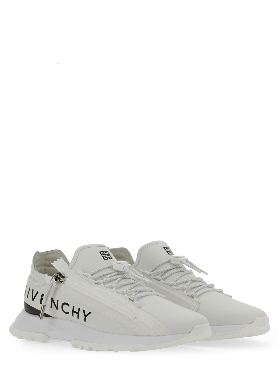 GIVENCHY SNEAKER DA RUNNING SPECTRE IN PELLE