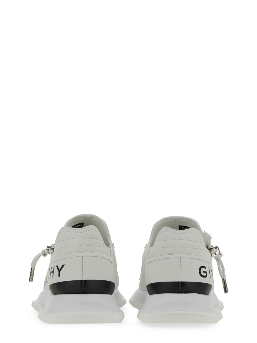 GIVENCHY SNEAKER DA RUNNING SPECTRE IN PELLE