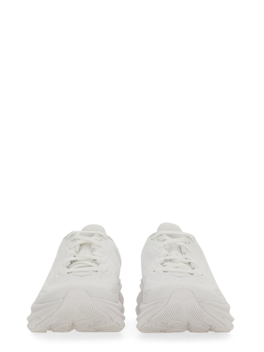 HOKA ONE ONE SNEAKER "CLIFTON 9"