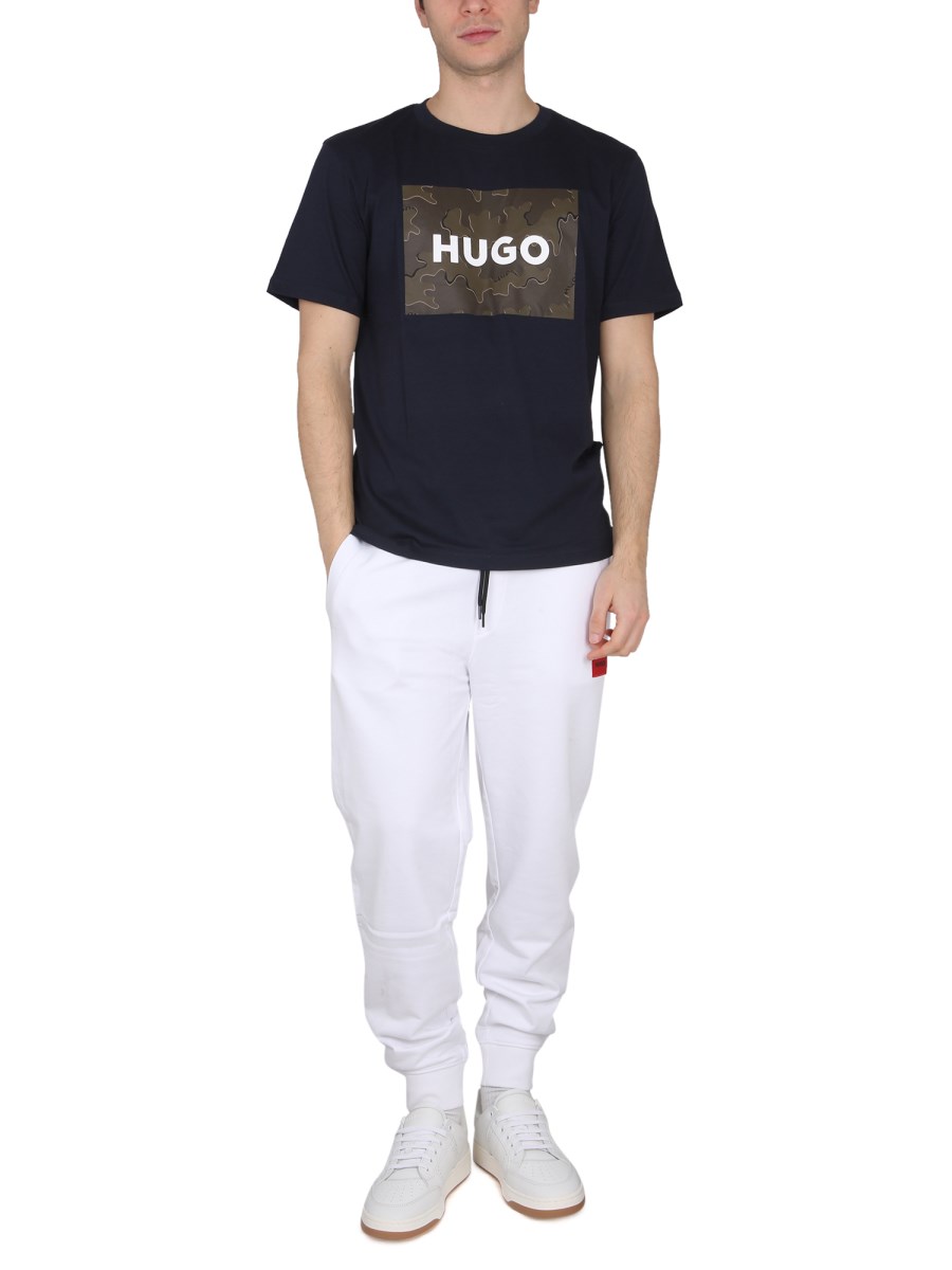 HUGO T-SHIRT IN COTONE CON STAMPA LOGO