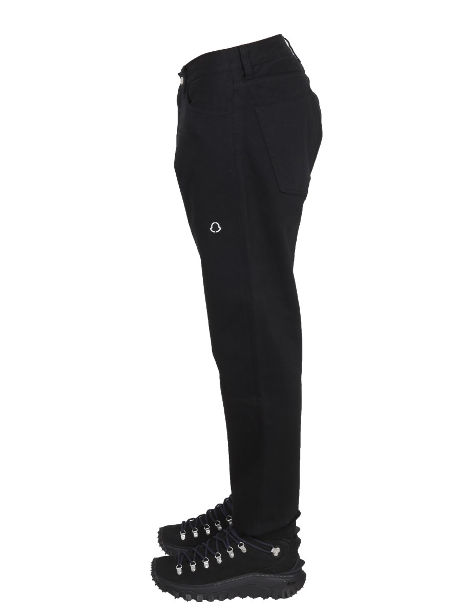 MONCLER GENIUS JEANS IN DENIM DI COTONE 7 MONCLER FRGMT HIROSHI FUJIWARA