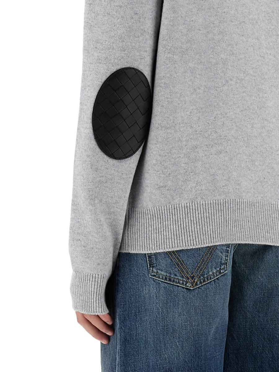BOTTEGA VENETA MAGLIA IN CASHMERE CON APPLICAZIONI IN PELLE