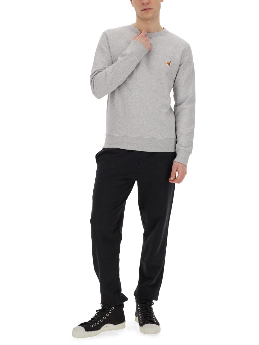MAISON KITSUNÉ FELPA IN COTONE CON PATCH FOX HEAD