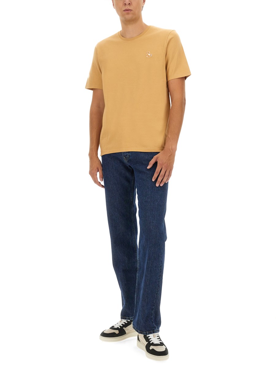 MAISON KITSUNÉ T-SHIRT CON PATCH LOGO