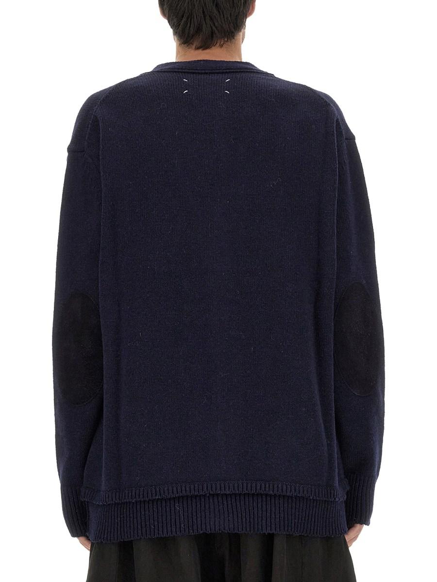 MAISON MARGIELA CARDIGAN IN LANA CON SCOLLO A V