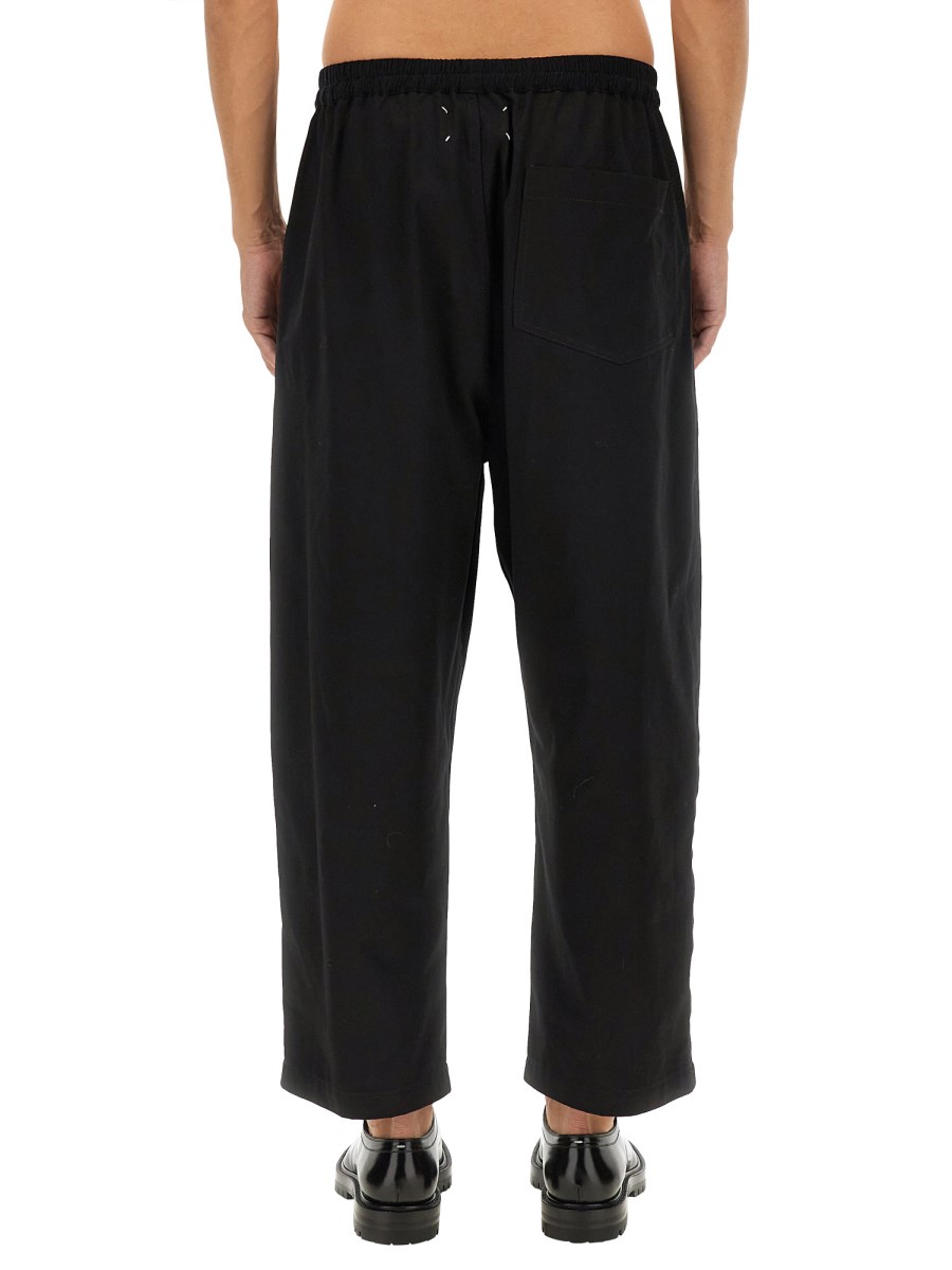 MAISON MARGIELA PANTALONE IN COTONE