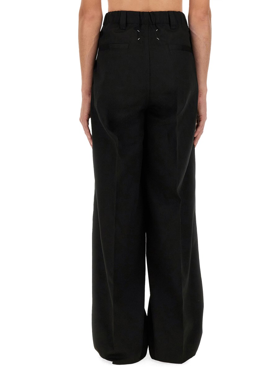 MAISON MARGIELA PANTALONE SKATER CHINO