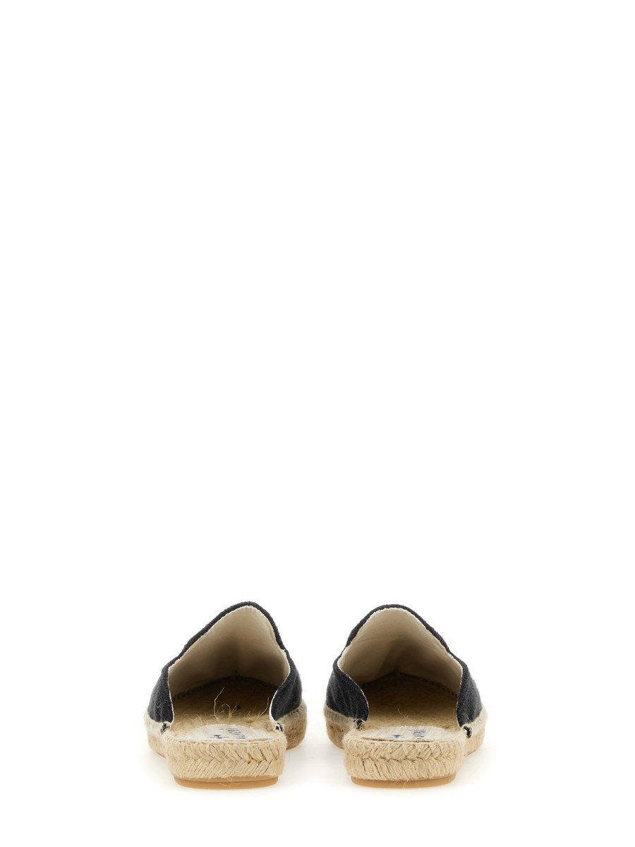 MANEBI SANDALO CON LOGO