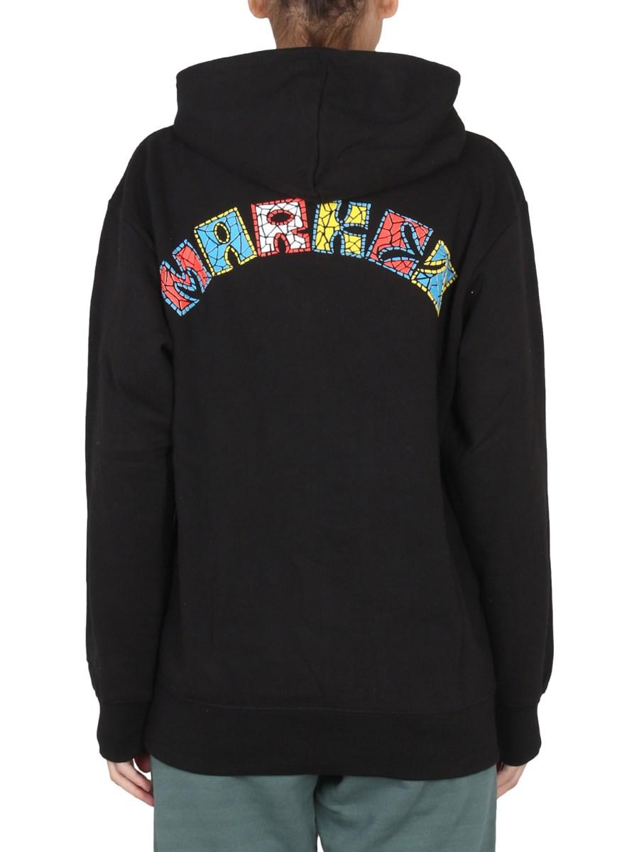MARKET FELPA VARSITY HAND DRAWN