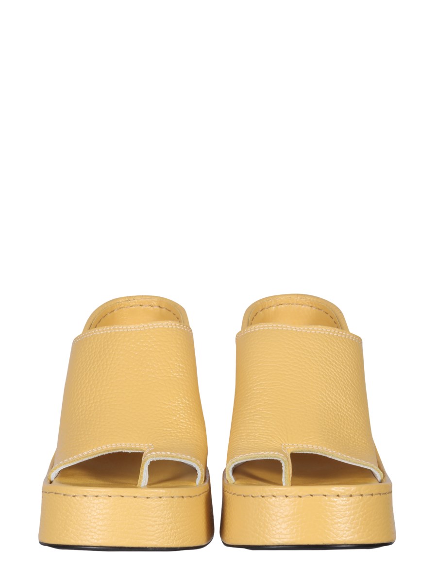 MIISTA SANDALO THAIS IN PELLE CON ZEPPA