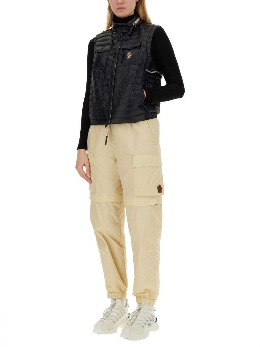 MONCLER GRENOBLE GILET IN NYLON IMBOTTITO CON LOGO