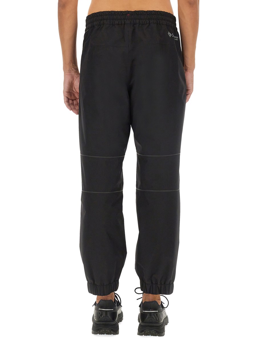 MONCLER GRENOBLE PANTALONE CON LOGO