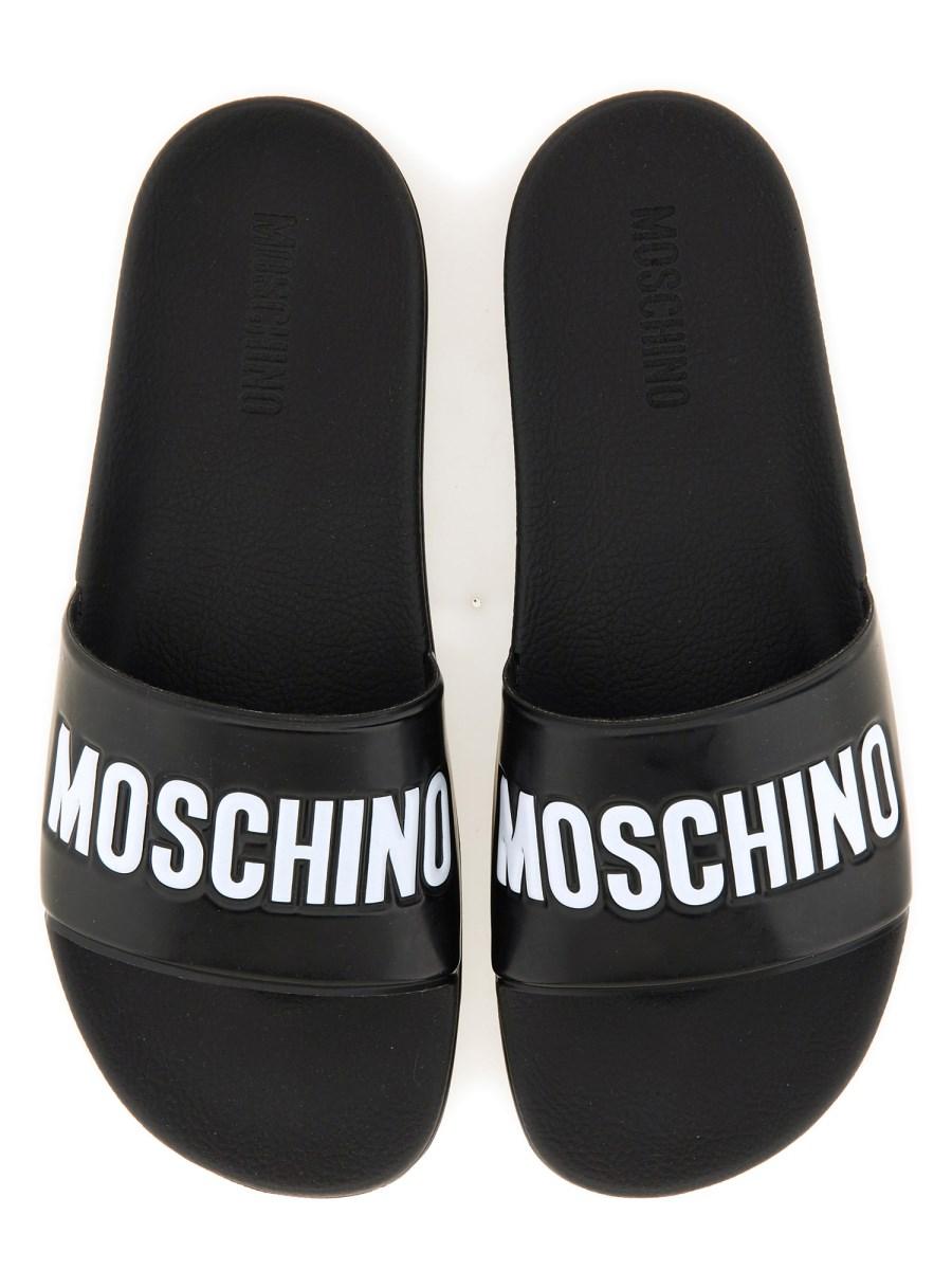 MOSCHINO SANDALO SLIDE CON LOGO