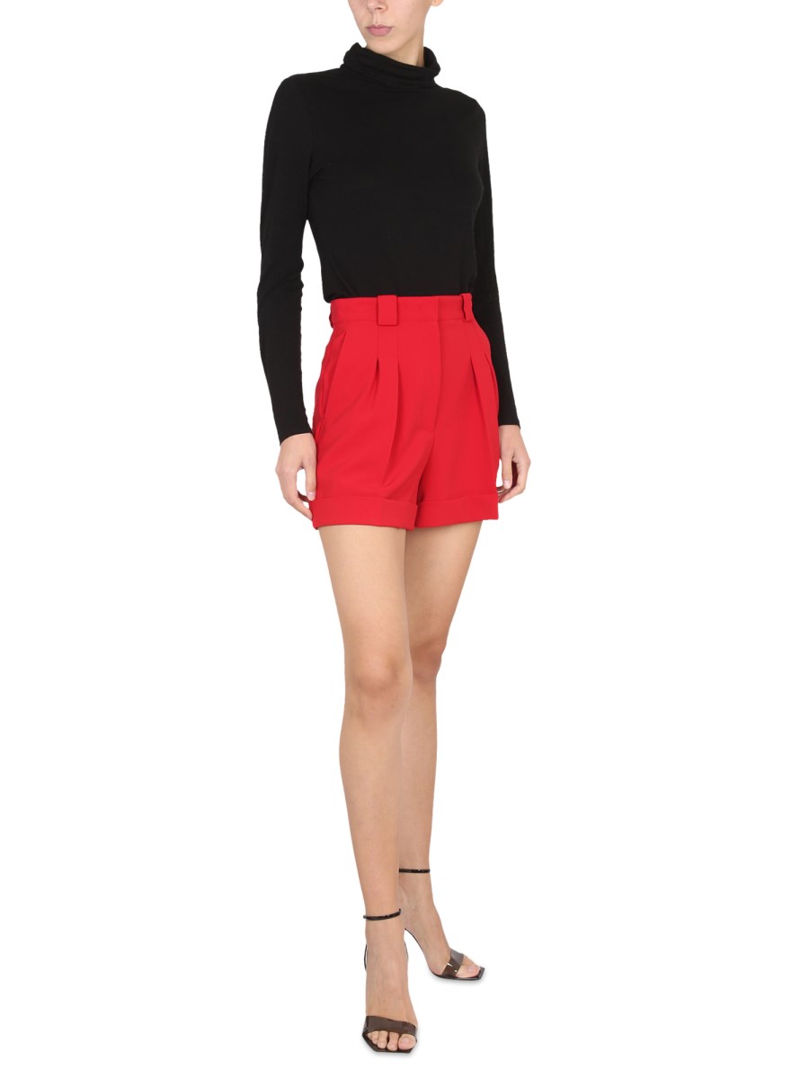 MOSCHINO SHORTS CON TASCHE